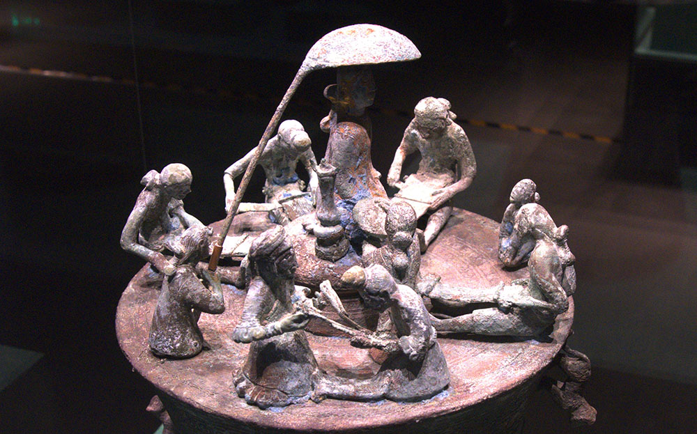 纺织场面贮贝器